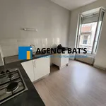 Appartement de 70 m² avec 4 chambre(s) en location à Roche