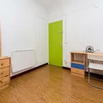 Rent a room of 90 m² in madrid