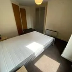 Rent 2 bedroom flat in Salford