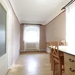 Pronajměte si 3 ložnic/e byt o rozloze 70 m² v role