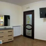 Affitto 2 camera appartamento di 80 m² in Naples