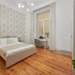 Rent a room of 165 m² in Lisboa