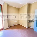 Affitto 4 camera appartamento di 100 m² in Alessandria