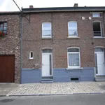 Maison de 500 m² avec 4 chambre(s) en location à Courcelles