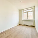 Huur 3 slaapkamer appartement van 80 m² in IJselbuurt