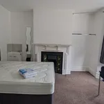 Rent 5 bedroom house in Exeter