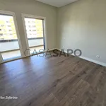 Rent 1 bedroom apartment of 103 m² in Odivelas