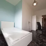 Rent a room in turin