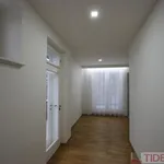 Pronajměte si 4 ložnic/e byt o rozloze 142 m² v Prague