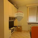 Rent 5 bedroom apartment of 140 m² in Verona