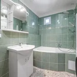 Rent 4 bedroom apartment of 85 m² in Prague