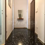 Rent 2 bedroom apartment of 65 m² in Milano