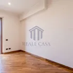 Rent 4 bedroom house of 150 m² in Monterosi