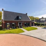 Huur 3 slaapkamer huis van 221 m² in Oostvoorne