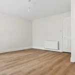 Rent 3 bedroom flat in London