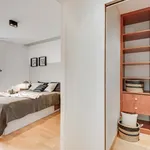 Appartement de 85 m² avec 3 chambre(s) en location à Paris