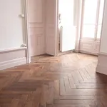 Appartement de 138 m² avec 5 chambre(s) en location à saint-étienne