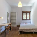 Rent a room in lisbon