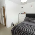 Rent 2 bedroom flat in South West England