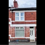 Terraced house to rent in Gladstone Street, Kettering NN16