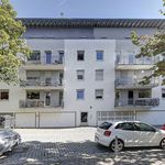 Miete 4 Schlafzimmer wohnung von 11 m² in Stuttgart