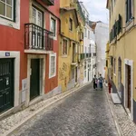 Rent 1 bedroom apartment in lisbon