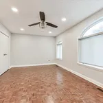 Appartement de 3401 m² avec 3 chambre(s) en location à Toronto (Oakwood Village)