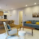 Rent 4 bedroom apartment in Barcelona