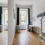 Rent 4 bedroom apartment in Prague