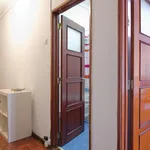 Rent 4 bedroom apartment in Lisbon