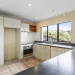 Rent 4 bedroom house in Puketāpapa