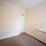 Rent 2 bedroom flat in Yorkshire And The Humber