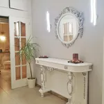 Rent 4 bedroom apartment in Barcelona