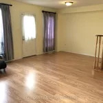 Appartement de 3616 m² avec 3 chambre(s) en location à Richmond Hill (Langstaff)