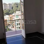 Affitto 5 camera appartamento di 75 m² in Genova