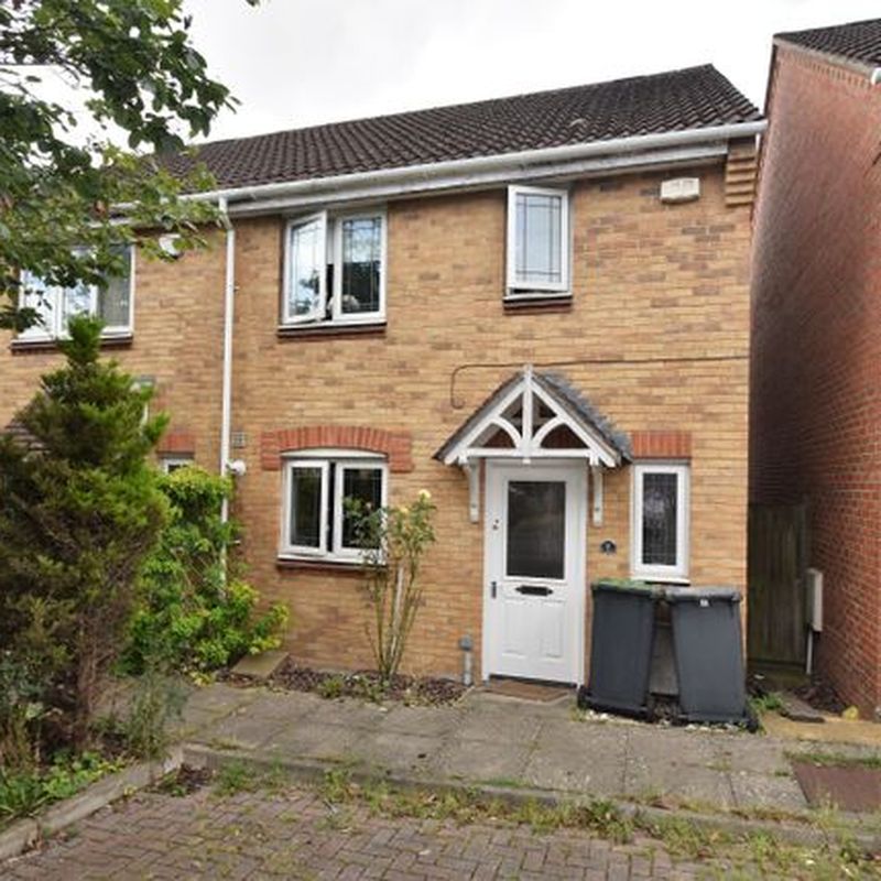 End terrace house to rent in Merlin Close, Waterlooville, Hampshire PO8 Wecock