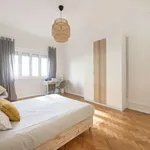 Rent a room in lisbon