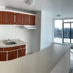 Appartement de 893 m² avec 3 chambre(s) en location à Montreal