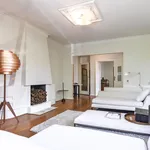 Rent 2 bedroom apartment in South Yarra