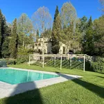 Rent 9 bedroom house of 300 m² in Figline e Incisa Valdarno