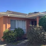 Rent 3 bedroom house in Glen Waverley