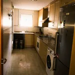 Alquilo 1 dormitorio apartamento de 170 m² en Valencia']