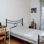 Rent a room in milan