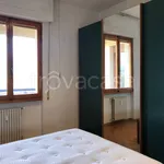 Affitto 4 camera appartamento di 92 m² in Firenze