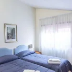 Rent 2 bedroom apartment of 75 m² in rome