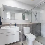 Rent 1 bedroom apartment in Woolloongabba