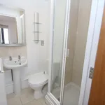 Rent 2 bedroom flat in Gateshead