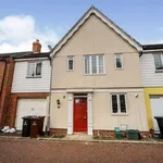 Rent 3 bedroom flat in East Of England