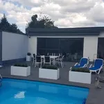 Huur 3 slaapkamer huis van 1425 m² in Brasschaat