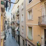 Rent 1 bedroom apartment in barcelona